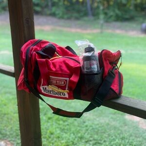 Marlboro | Vintage Adventure Team Duffle Bag  & Water Bottle